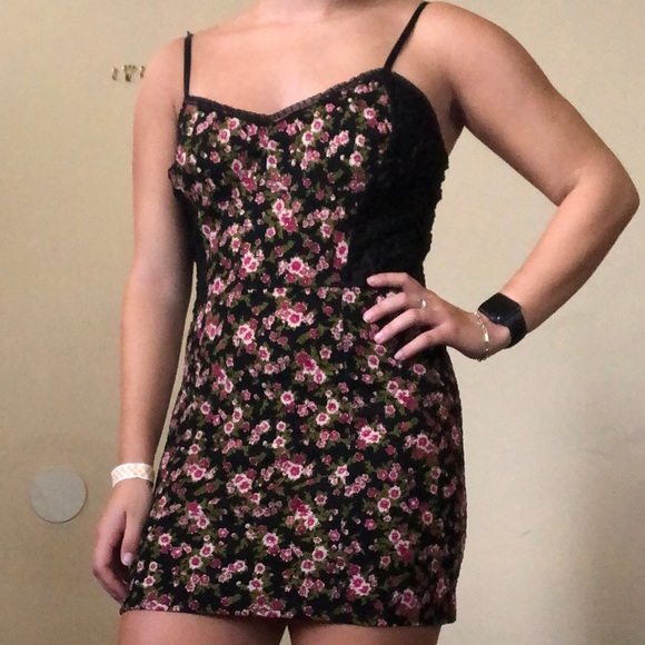 Free People Dresses & Skirts - Free People Intimately Floral Black Lace Dress